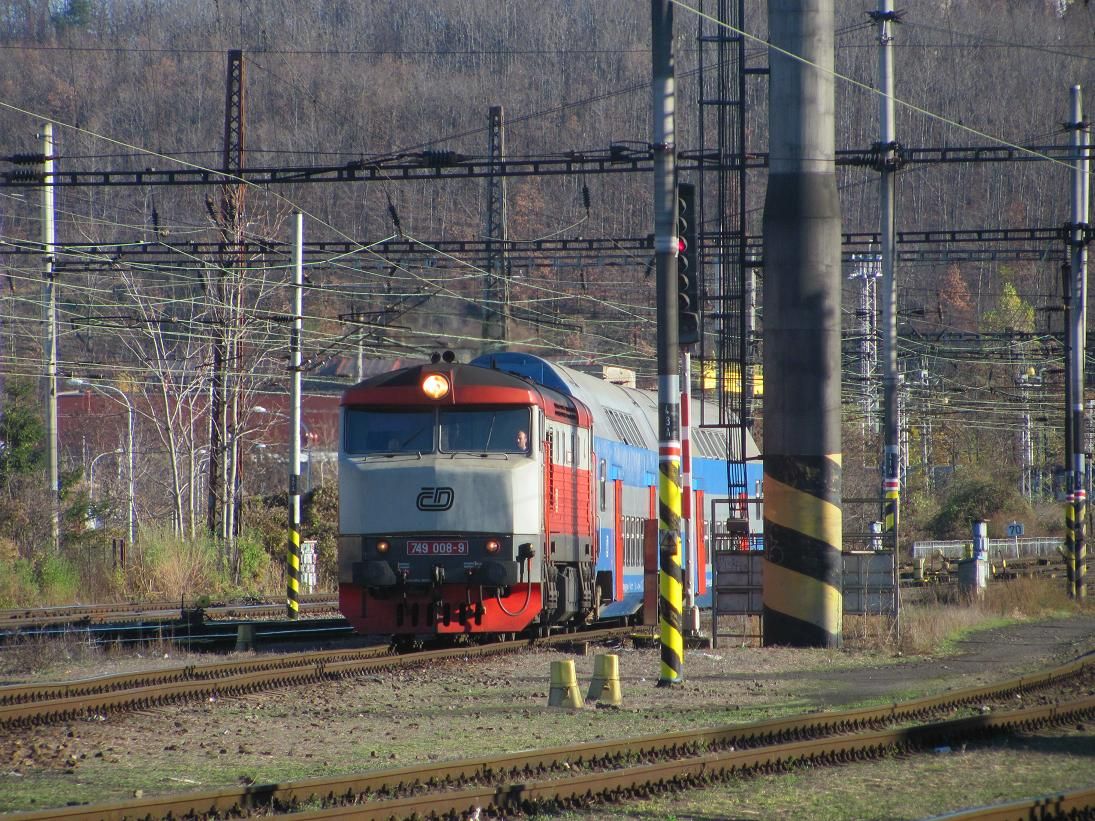 749 008 - os.9058 - Praha Vrovice - 14.11.2010.