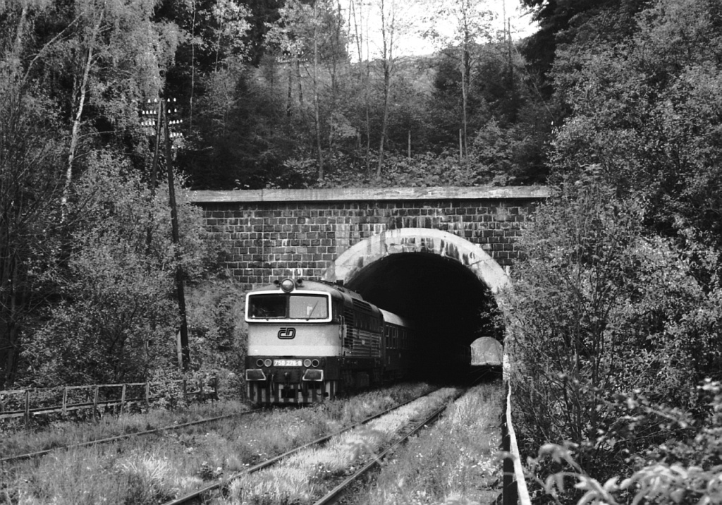 750.276, Os4706, sek Dlouh - Hradec nad Svitavou (Muzlovsk tunel), 5.10.1996 (30 min zpodn)