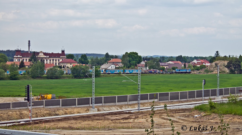 Pracovn vlak E na star trati ve Vesel, 22.5.2015