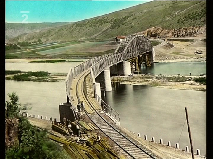 mchenick most, , zdroj: esk televize, 72. dl Vltavy v obrazech