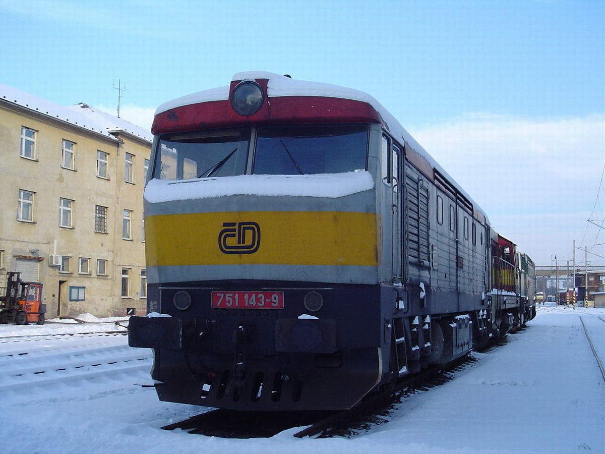 751 143 - 9 v DKV Ostrava