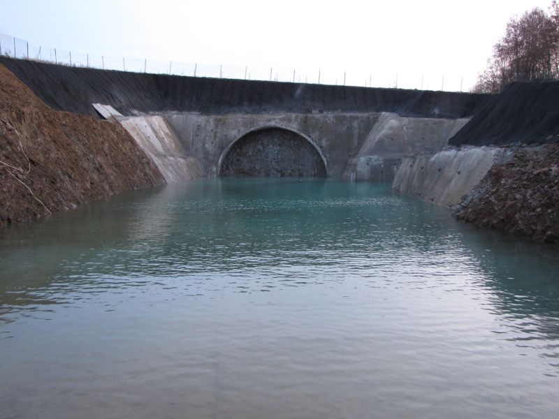 Sudomick jezero - hloubka okolo dvou metr.