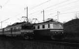 141.018, R1503 (+ zezadu Os2912 adca - Ostrava,  460.003), Bohumn-Vrbice (vtrka), 3.4.1998