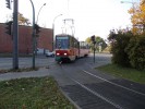 Tramvaj opouští smyčku