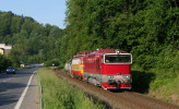 Police nad Metuj� : 750 338-6 + 230 001-0 + 742 746-1 Jako Lv 83474