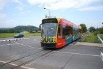 Tram Combino DUO na cest Ilfeldu do Nordhausenu.