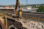 Demolice na viaduktu pes Rokytku u Libn.