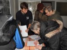 Podepisovn petice za zachovn provozu na trati 137 ve Vejprtech 13.12.2014
