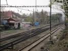 Vzadu u koleje �.1 kopou kabelovou trasu, nejsp� ZZ, st 12.11.14