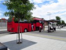 Autobus NAD (mmch. zpozden o 25 min. oproti VJR) zastavuje na (pro NAD nevyznacenem) stanovisti c. 3