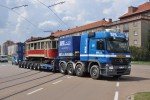Tramvaj 4223 (ex 2170) pijd k vozovn Slovany, Plze, Slovansk alej, 16.7.2018