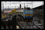 Trh� se z�hlav� na 2.koleji