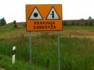 Kde je focena a co znamen� ta v�stra�n� zna�ka vlevo?