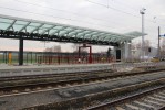 ostrovn� n�stupi�t� se vstupem do podchodu a v�tahem