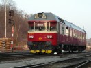 854 027