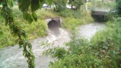 Vy�st�n� z odleh�ovac� komory kanalizace pod mostem Barto�kova 12.6.2019