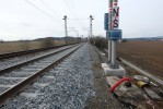 Pohled od viaduktu ke stanici Ostrov nad Oslavou, 25. 2. 2015
