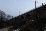 Viadukt pes eku Oslavu, msa je dokonena vetn zbradl a TV