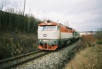 749.140 jede do Rakovnka ve vlaku (?) z Prahy, konec ledna 2002
