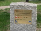 Detail pam�tn�ho balvanu pro sklerotiky