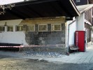 Na budov kivokltsk zastvky spadla omtka, 2.3.2011