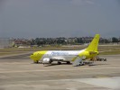 Letadlo italské pošty na letišti v Neapoli 24.6.2017