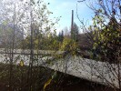 Pohled z nspu zruenho mostu v obci Tebichovice, pohled smrem k ndra Vinaice. (26.10.2019)