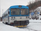 810 565-2 od Os vlaku 5715 Mstec Krlov - Chlumec - S.Paka