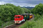 Mezim�st� : 810 318-6 + M124 001 + T212 0594 s vlakem Sv 98019