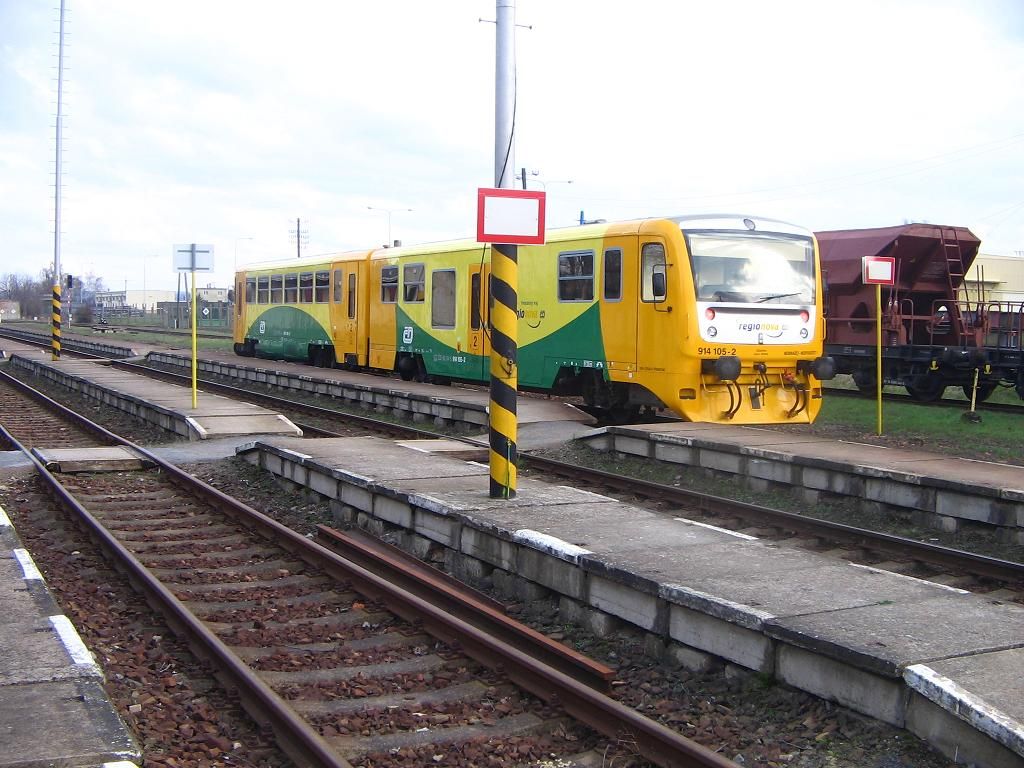 Os 5333 814/914 105 v Chrasti u Chrudimi