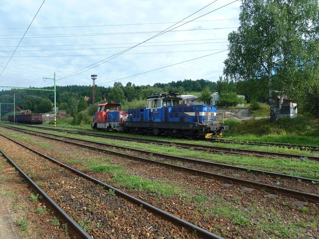 Mn 88310 v �st.Vy��� Brod-kl�ter (210 038-6 + 708 007-0)