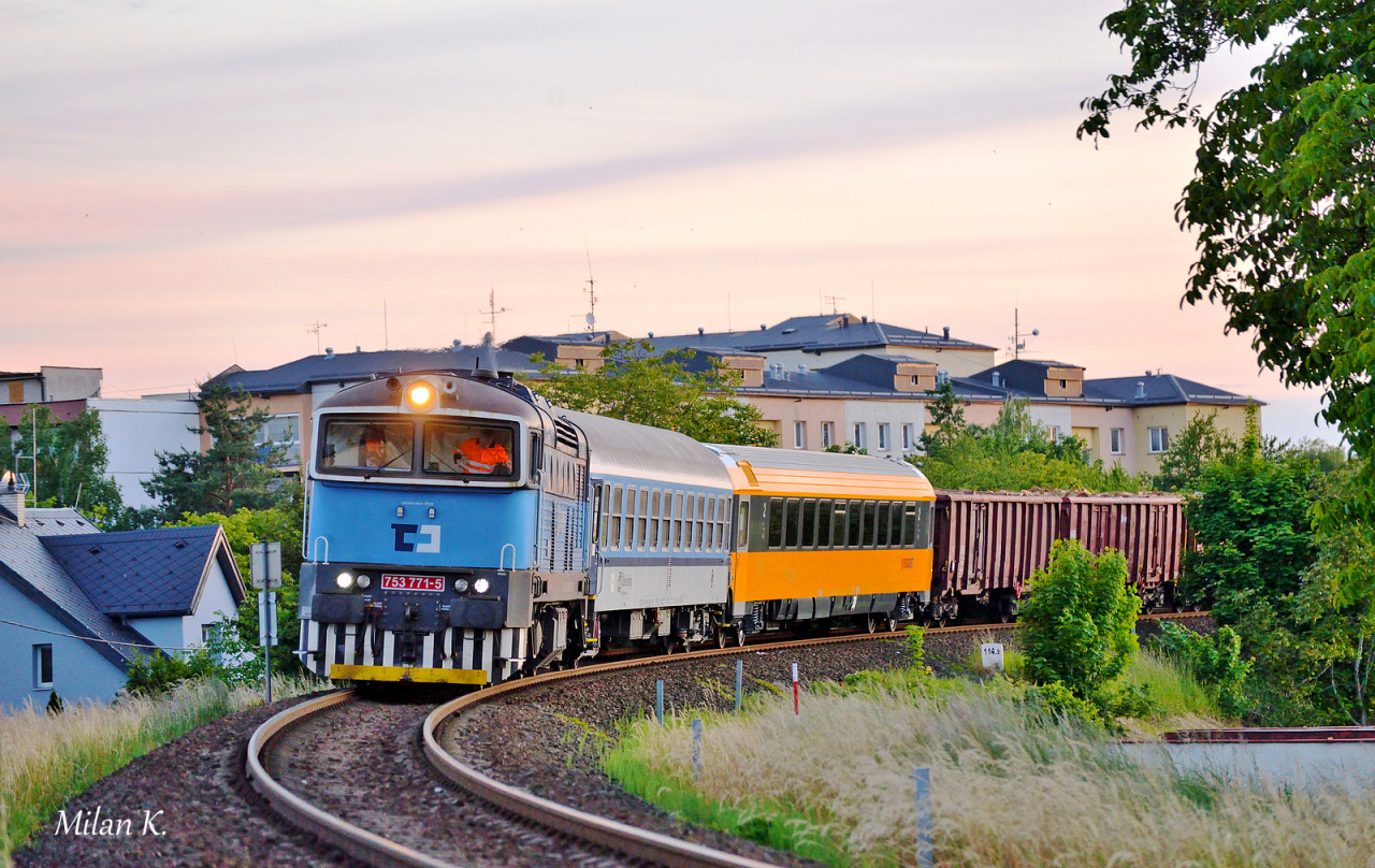 Pn 62071 v �ele s 753.771 pomalu sj�d� do stanice Opava v�chod. 29.05.2025