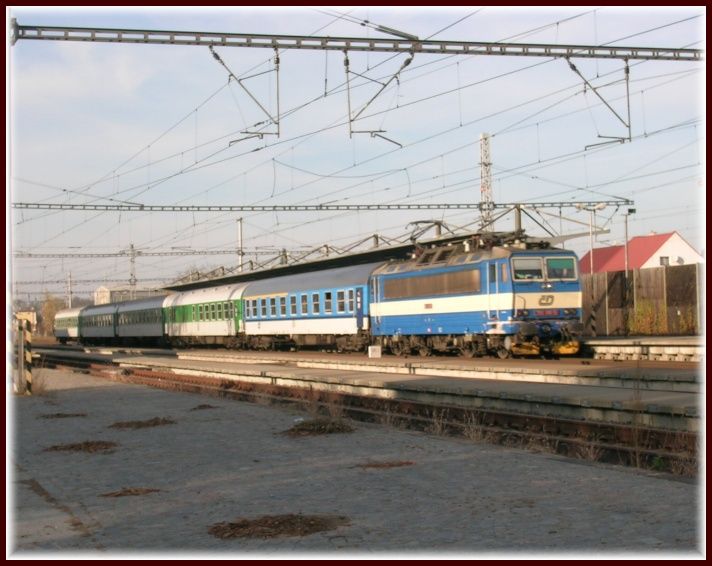 F 104
