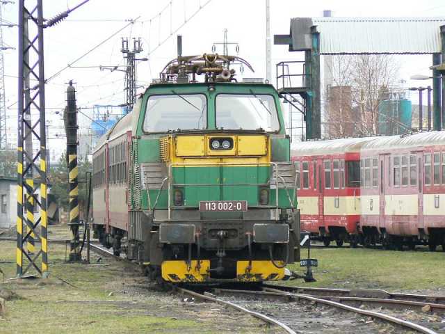 113 002