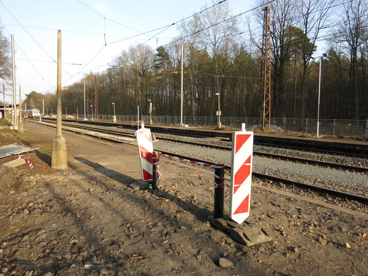 M�sto budouc� n�v�stn� l�vky, zast�vka Praha-Kl�novice.