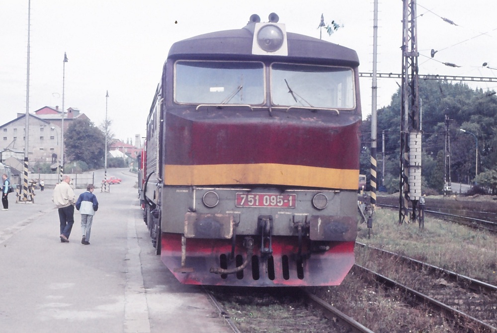 Bene�ov u Prahy 1991 �erven