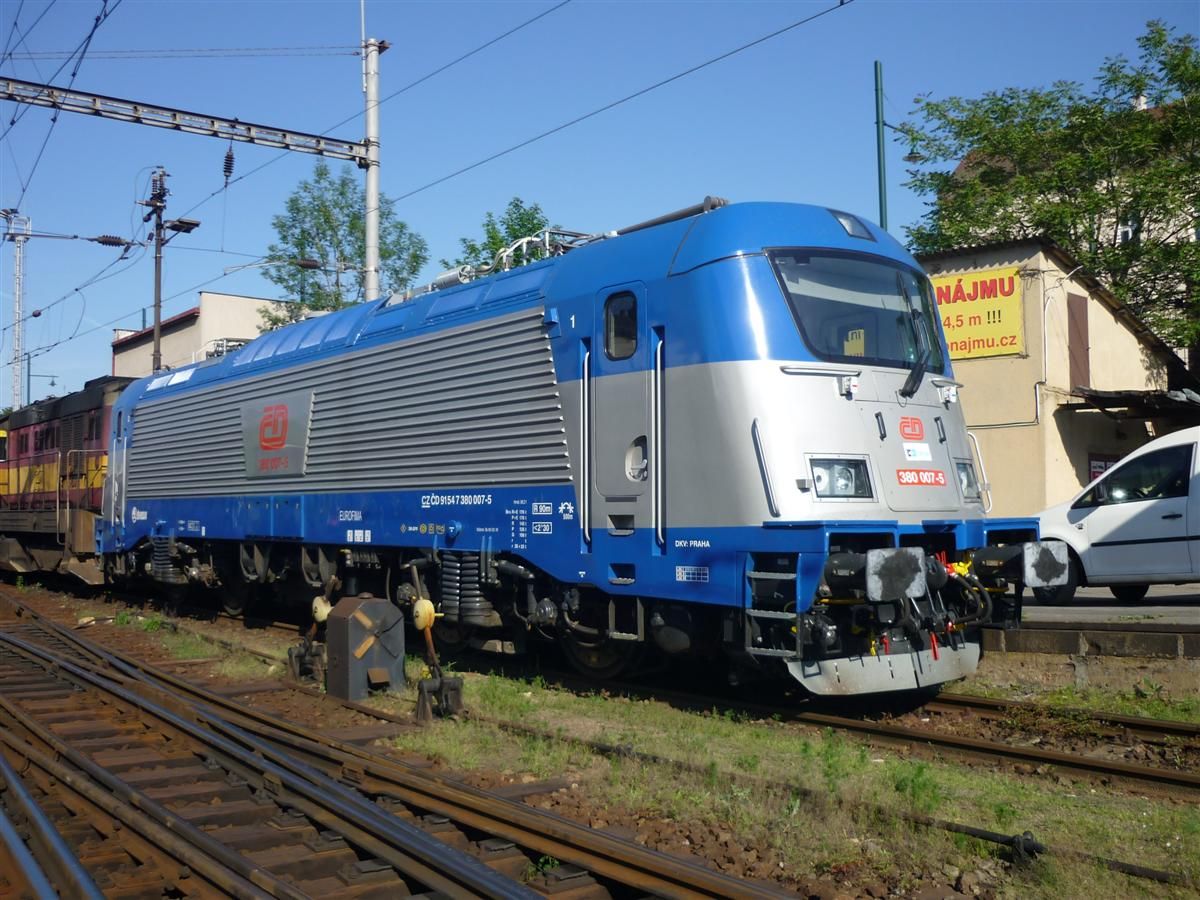 380 007