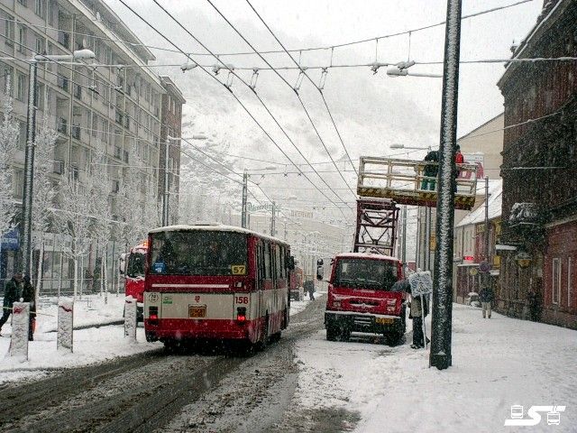 158 a rekonstrukce Mrovho nmst a Hrnsk v zim 2005
