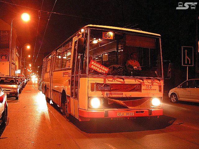 183 na nhradn doprav u aldovy, v mst byla dopravn nehoda znemoujc prjezd trolejbusm