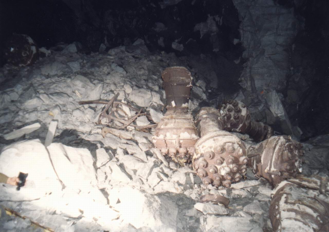 Podzemi tovarny DORA v r.1997