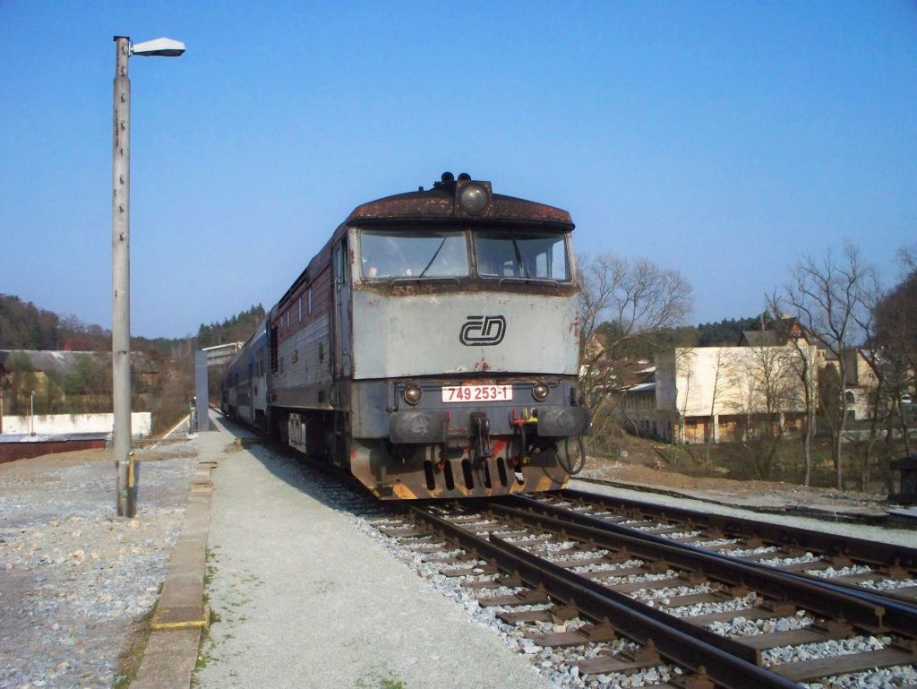 749 253-1 T�nec n/S. (30.3.2014) - Os 9064