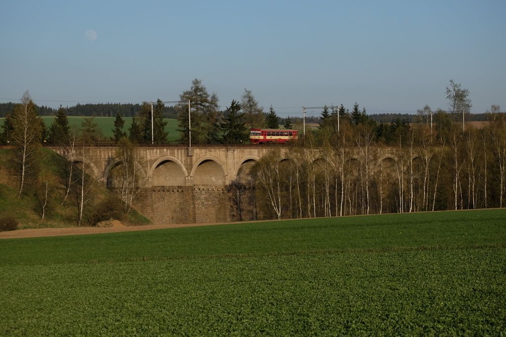 810.640, Os 24914, Ostrov nad Oslavou - r nad Szavou, most pes Oslavu u Sazomna, 20. 4. 2016