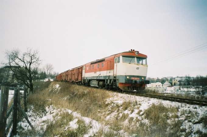 751.070 odj�d� v N�kv do Berouna z Rakovn�ka 22.12.2001