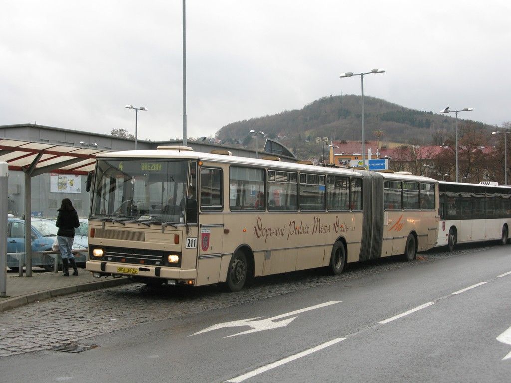 211 na autobusov�m n�dra��, 22.12.2011
