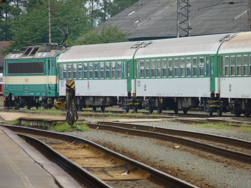 Vlak sloen z Bp voz v Olomouci.