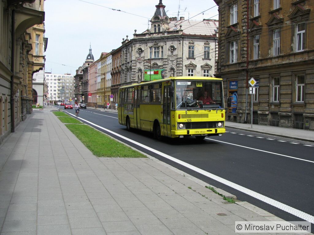 Ev. . 125 (Karosa B 732) v ulici Olomouck.