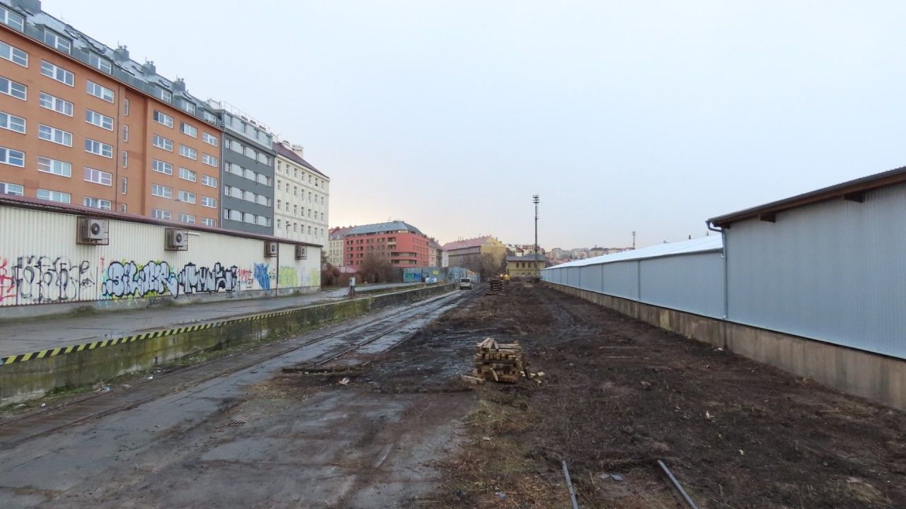 Praha-Vr�ovice os.n. 11.3.2019: 25. a 27. kolej jsou fu�