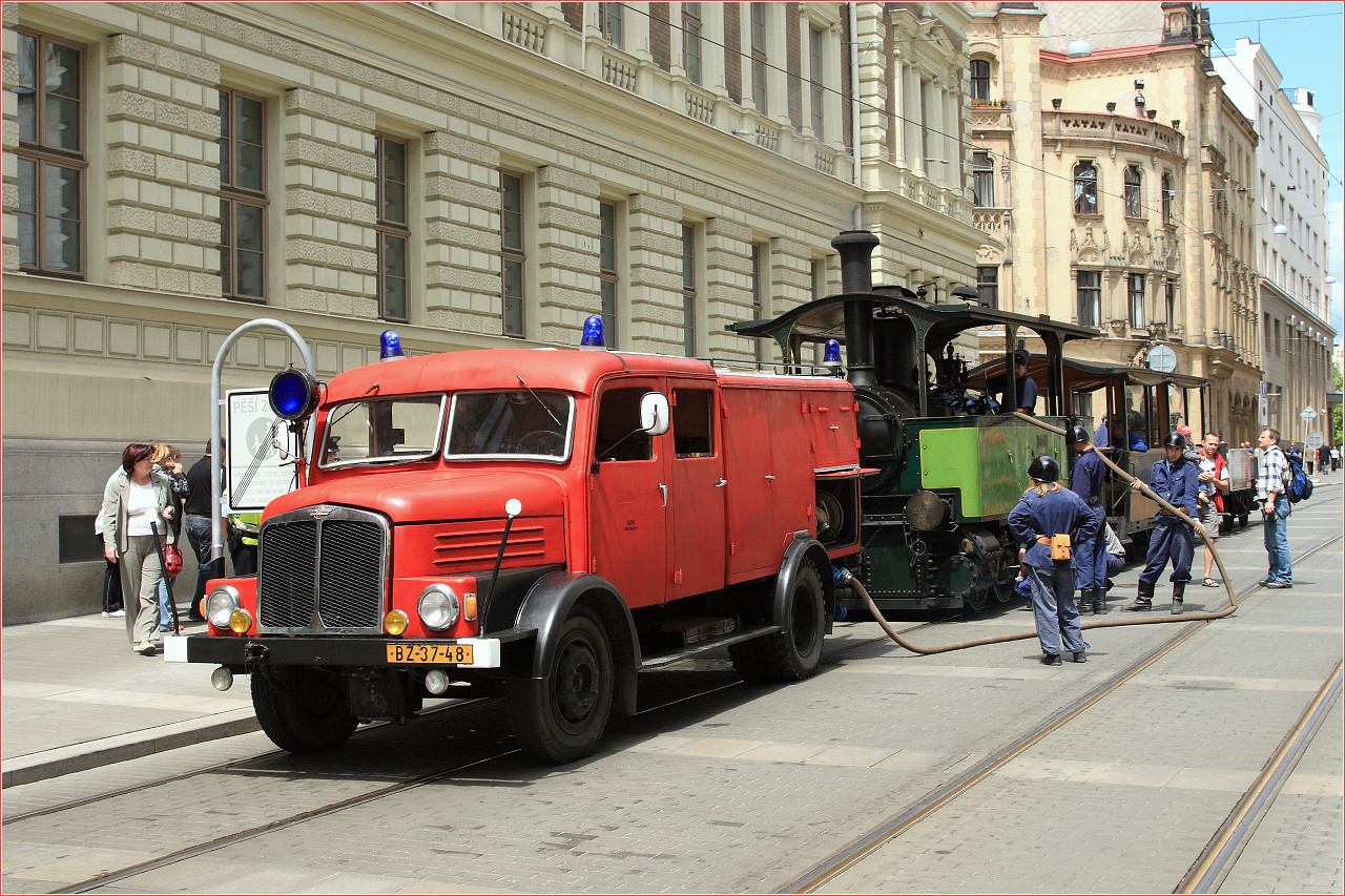 CAROLINE_090607_Brno, Ra��nova ul.