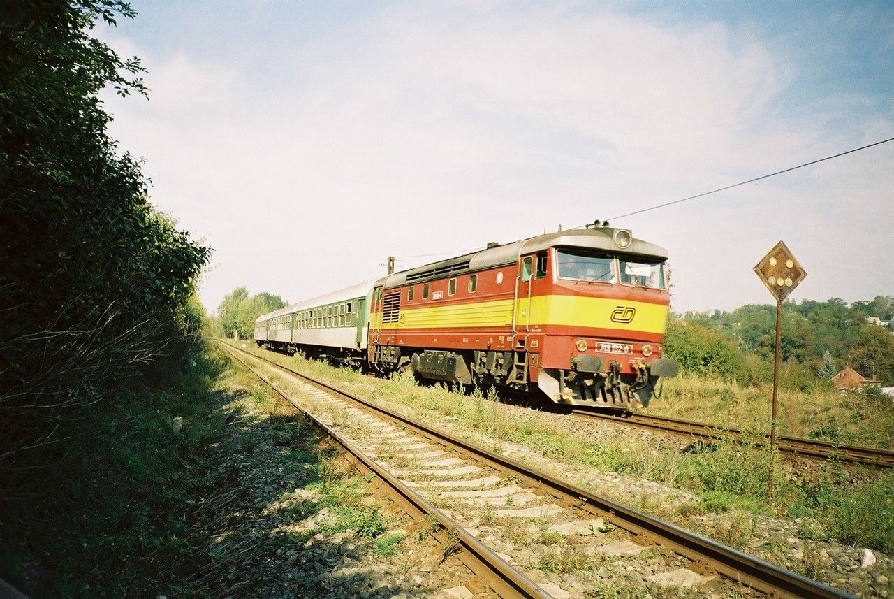 749.102 odj�d� v Sp do Prahy Mas.n. z �st. Rakovn�k (11:47), 26.9.2005