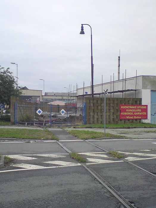Zru�en� vle�ka u Kauflandu v Olomouci